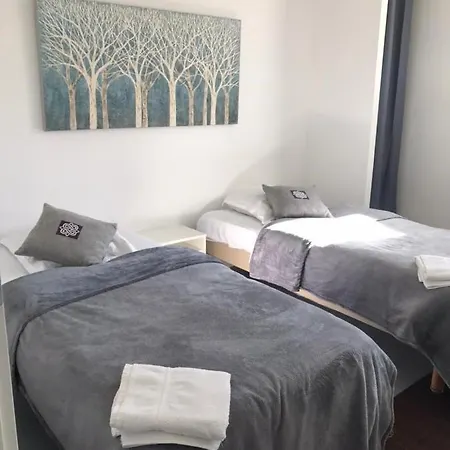 Le Hotel