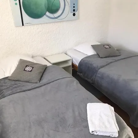 Le 3*