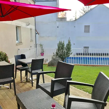 Le Hotel 3*