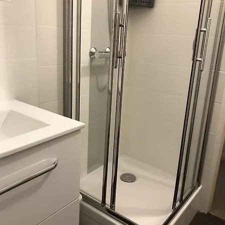 Le Hotel